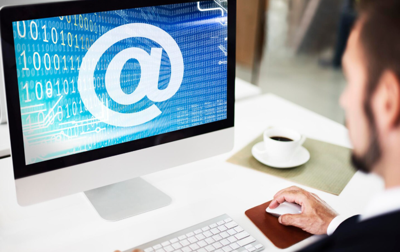 email hosting 